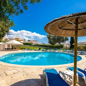 https://vilarosa-beachpearl-by-encantos-do-algarve-202.hotelaalgarve.com